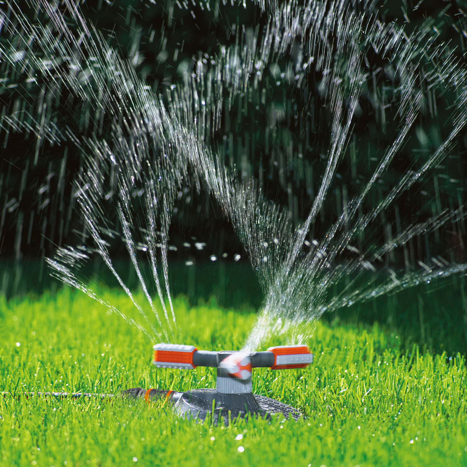 Irrigatore A Spillo Orbit Sunmate Per Tubo Da Giardino - Testina In Metallo Con Gettito Ascendente Per Aiuole E Piccole Aree - Copertura Fino A 9 Metri