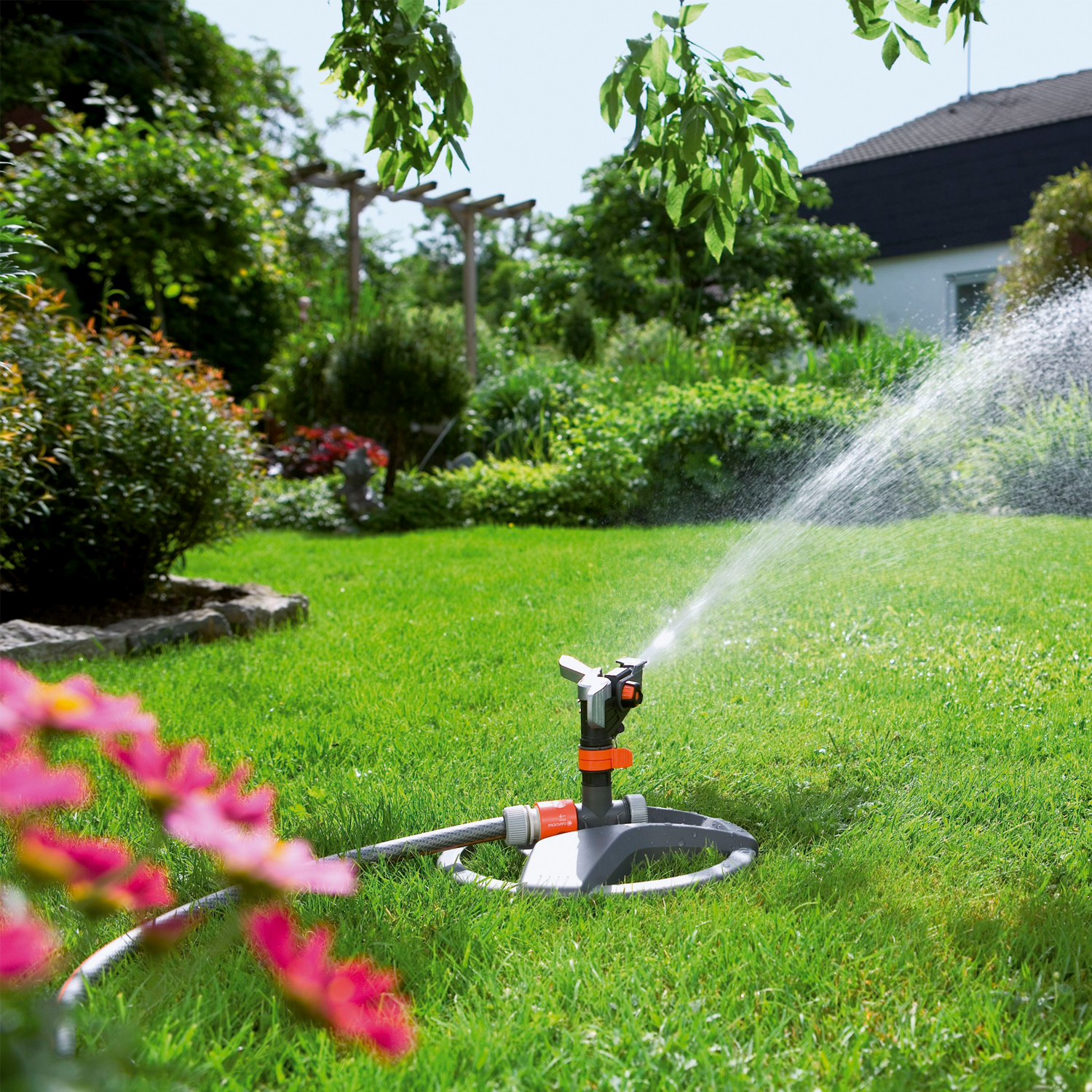 Irrigatore A Spillo Orbit Sunmate Per Tubo Da Giardino - Testina In Metallo Con Gettito Ascendente Per Aiuole E Piccole Aree - Copertura Fino A 9 Metri