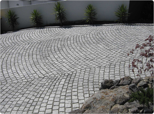 Urban Paving Natural Cobblestones