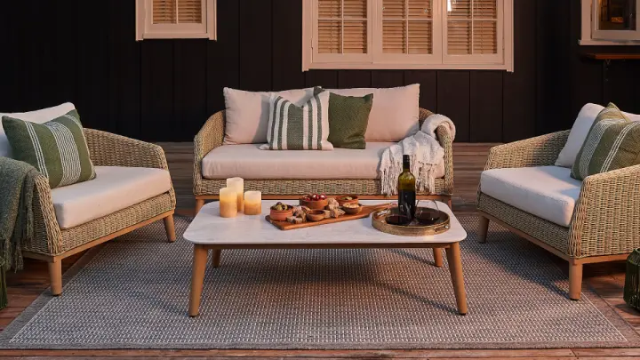 Outdoor rug under a lounge setting